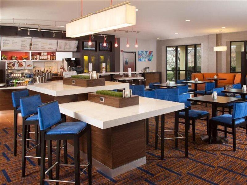คอร์ทยาร์ด ชาร์ลอตต์ แกสโตเนีย Hotel ภายนอก รูปภาพ