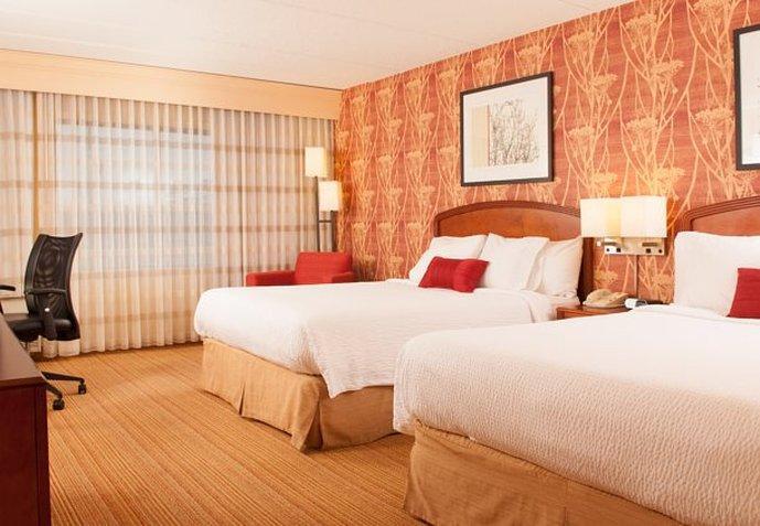 คอร์ทยาร์ด ชาร์ลอตต์ แกสโตเนีย Hotel ภายนอก รูปภาพ